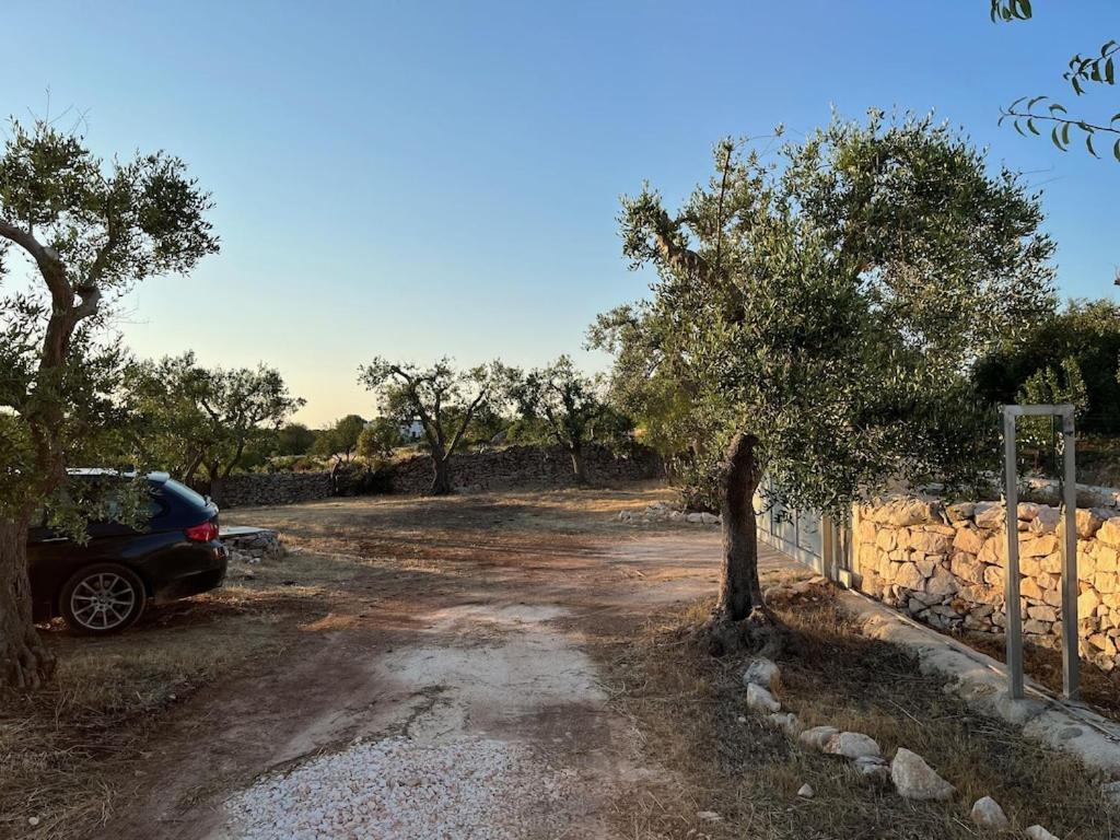 Casa Giuliveto - Charmantes Ferienhaus Mit Privatpool In Olivenhain Ostuni Exterior photo